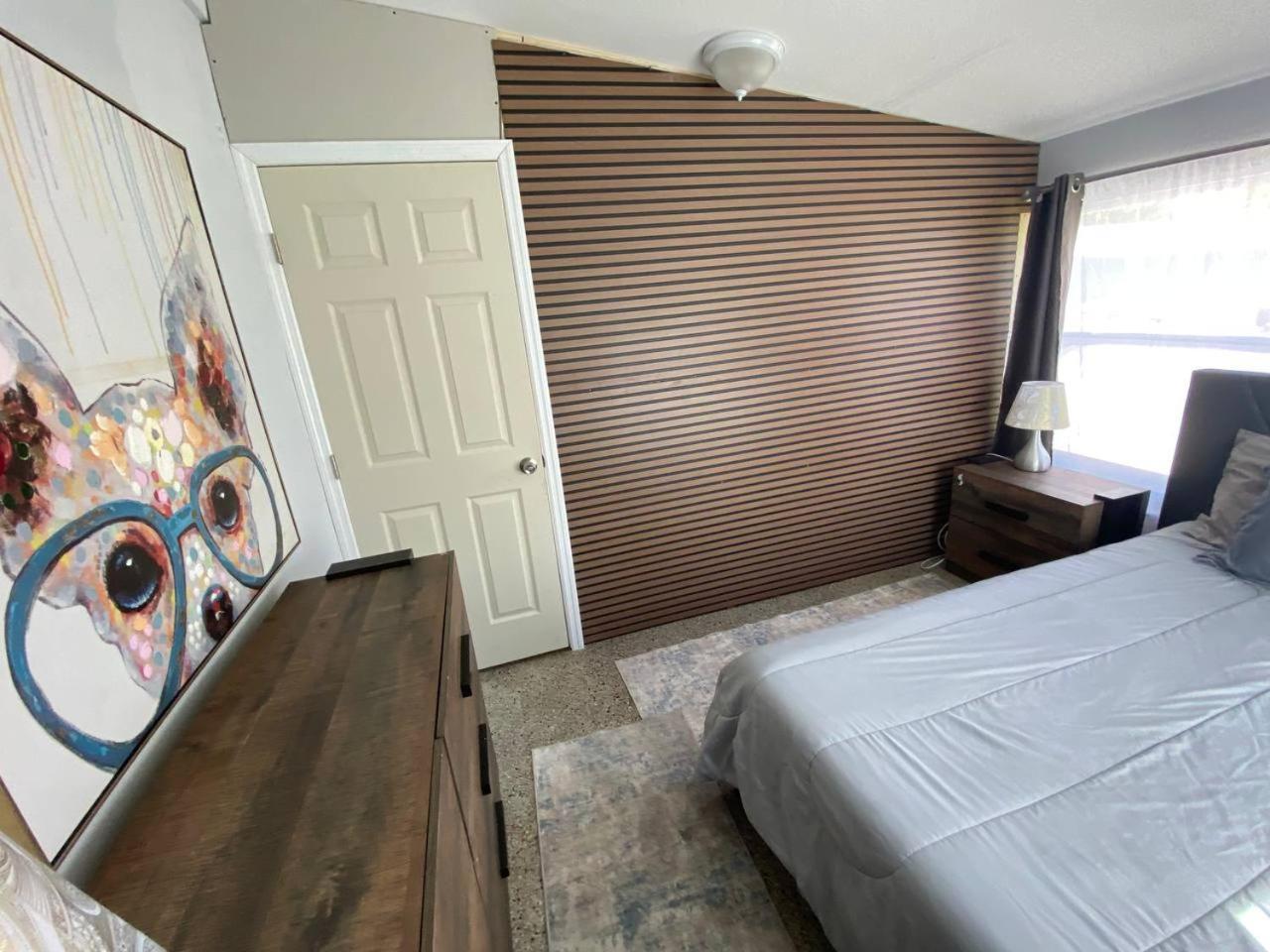 Hollywood Peaceful Hostel 外观 照片